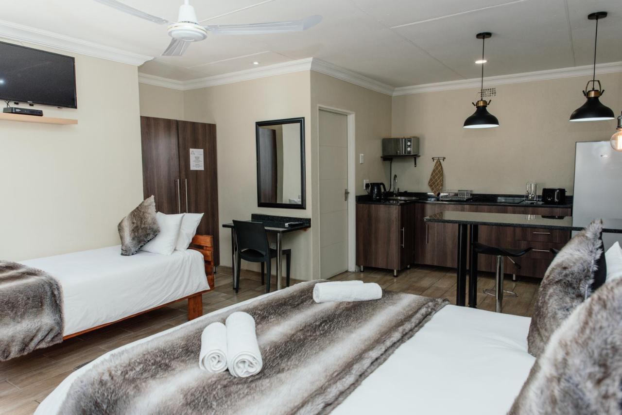 Casa Leitao Lodge Phalaborwa Bagian luar foto