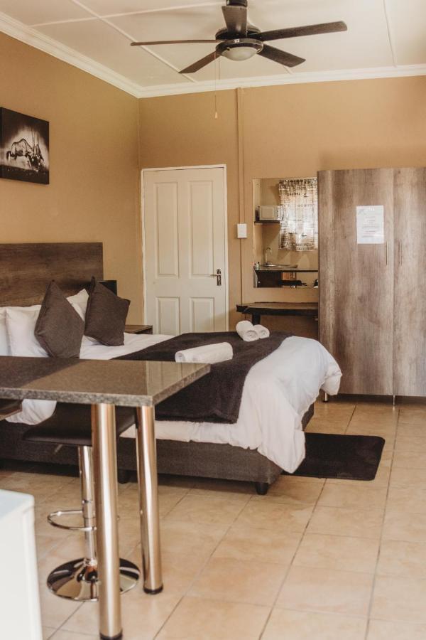 Casa Leitao Lodge Phalaborwa Bagian luar foto